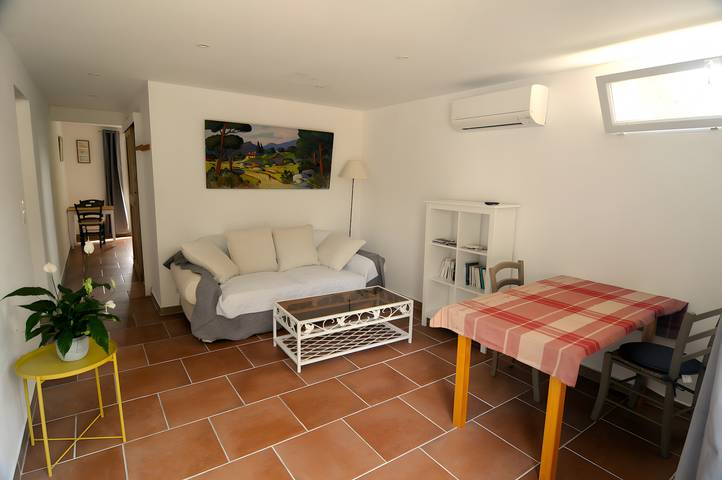 Location de vacances pour 2 personnes, avec jardin à L'Isle-sur-la-Sorgue