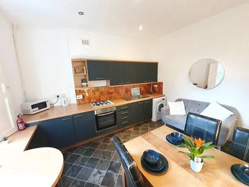 Casa Vacanza per 16 Persone in Islington, Londra, Foto 3