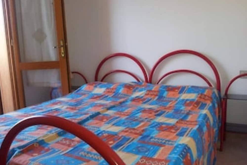 Ganze Wohnung, Unmissable apartment with garden 100mt from the sea, Campulongu - second floor in Villasimius, Cagliari Provinz