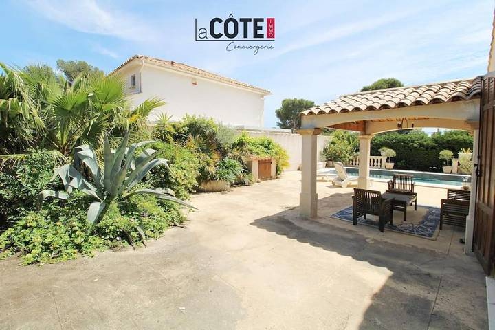 Villa pour 9 personnes, avec piscine ainsi que jardin et vue à Sausset-les-Pins - 2