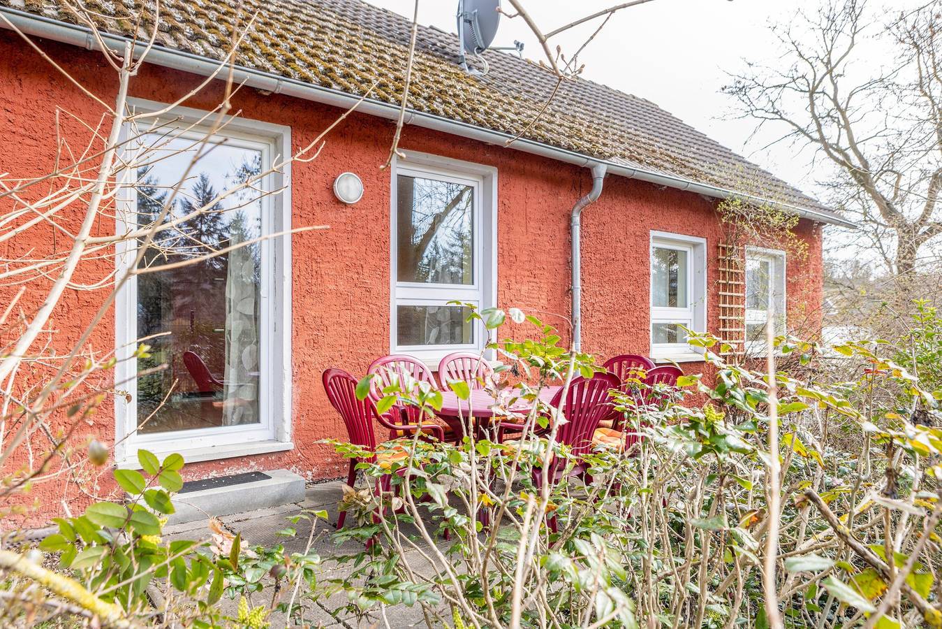 Ganze Wohnung, Ferienwohnung 'Fewo 2 Bis 6 Personen' mit privater Terrasse, privatem Garten und Wlan in Kranichfeld, Weimarer Land