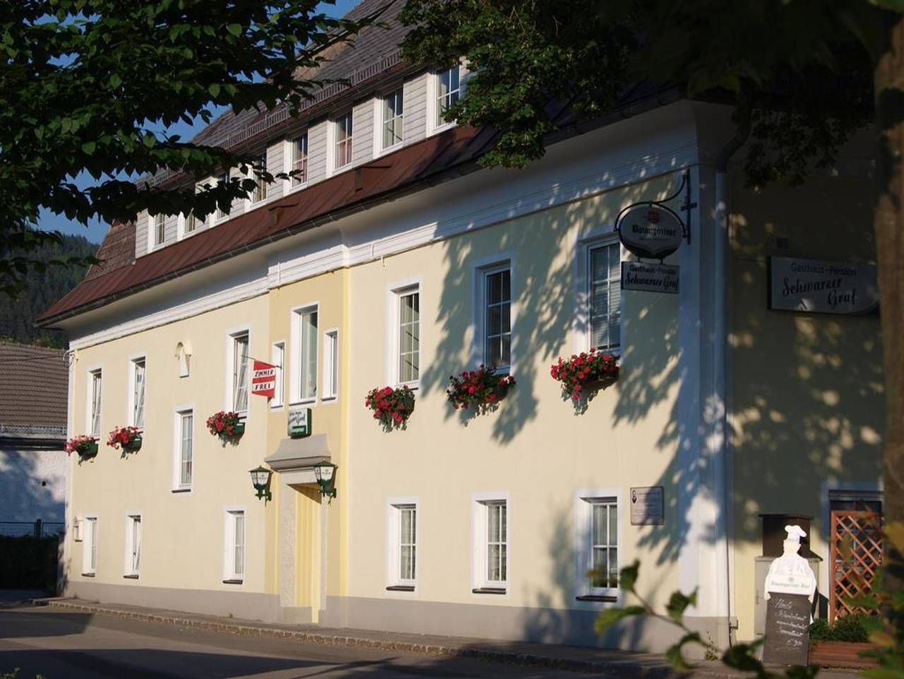 Gasthaus & Pension Schwarzer Graf - Einzelzimmer mit Dusche, Wc in Windischgarsten, Kirchdorf an der Krems (Bezirk)