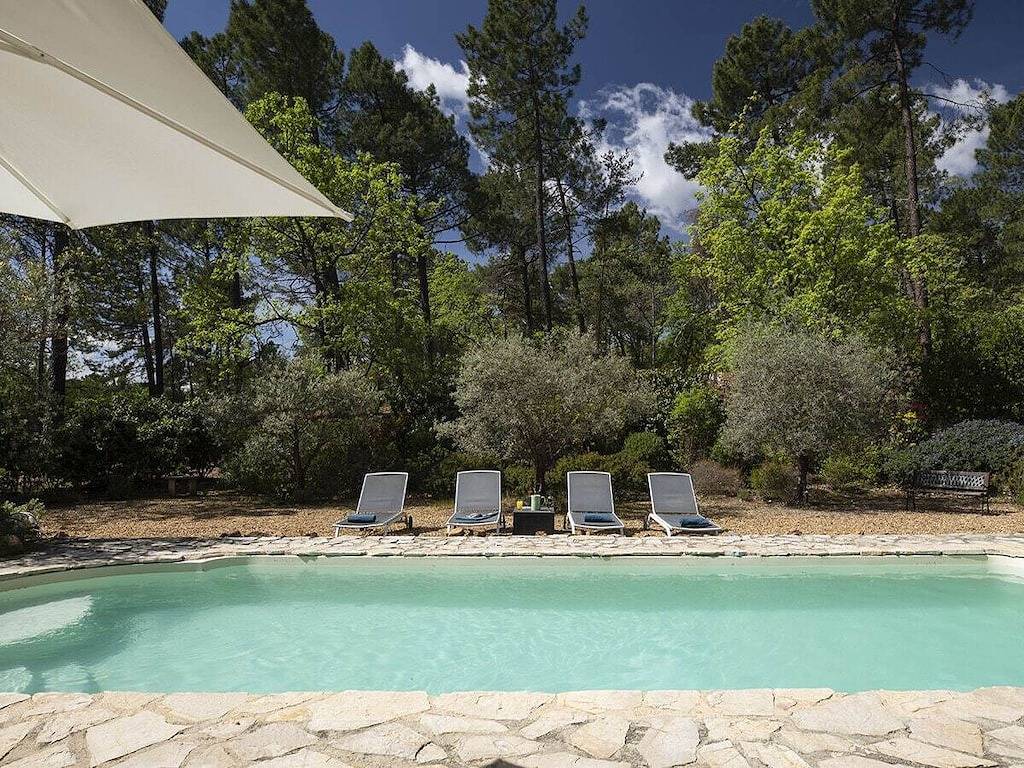 Villa en Roussillon con piscina. in Rosellón, Parque natural regional del Luberon