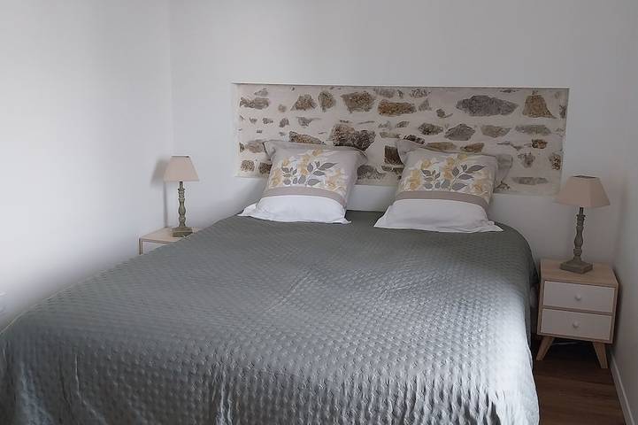 Location de vacances pour 4 personnes, avec jardin à Saint-Germain-Lespinasse - 3