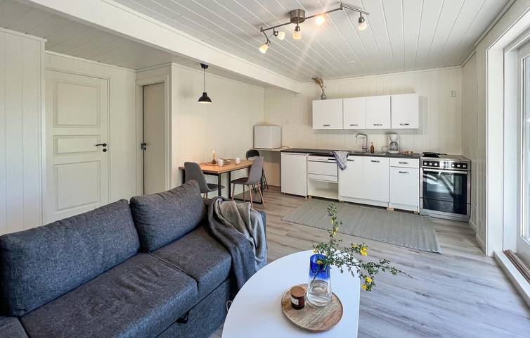 Ganze Ferienwohnung, Ferienwohnung für 4 Personen mit Garten in Mandal