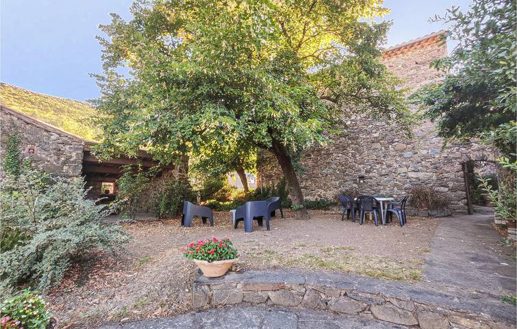 Location de vacances pour 6 personnes, avec piscine et jardin à Berlou - 4