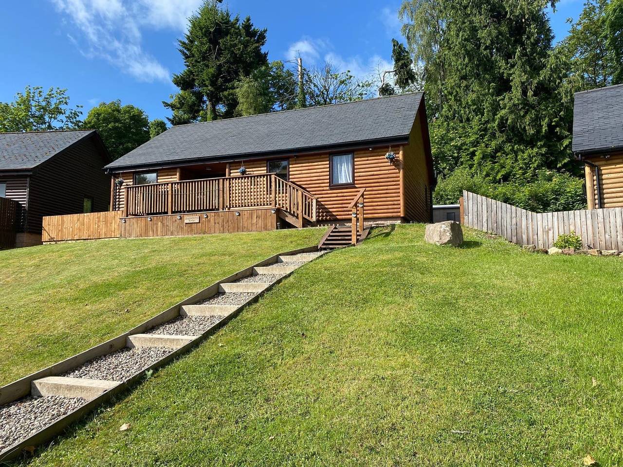 Blairgowrie Luxury 3 Bed Lodge with Hot Tub in Blairgowrie (Perthshire), Perthshire