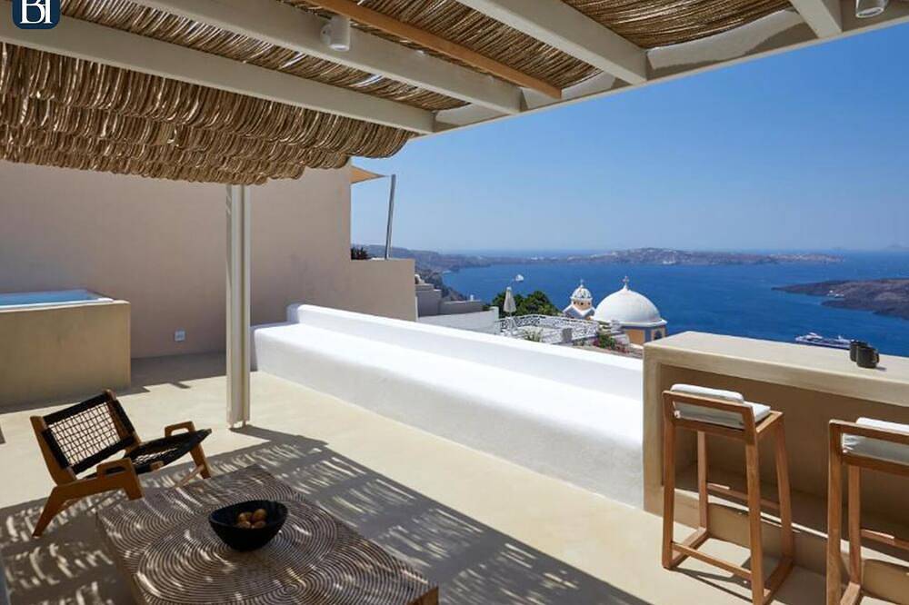 Holiday Apartment for 3 People in Firostefani, Thera