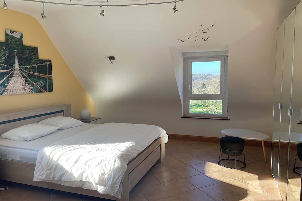 Les Hauts de Locmiquel - Family house with swimming pool and park near the beach in Baden, Côte des Mégalithes
