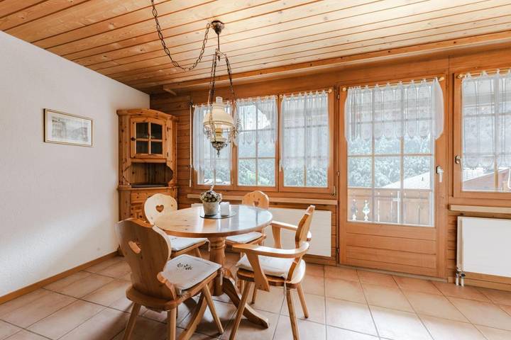 Gîte pour 2 personnes, avec vue et balcon à Habkern - 4