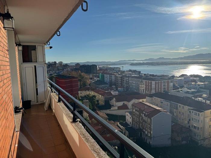 Apartamento vacacional entero, Apartamento · Santander · ★Nuevo · 2 dormitorios · 3 camas · 1 baño in Santander, Costa de Cantabria