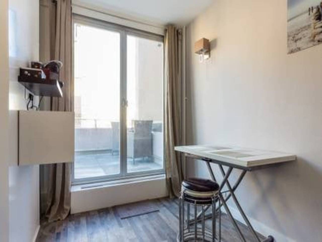 Entire apartment, Quiet studio - 4P - Saint-Lambert/Tour Eiffel in Paris, Ile de France