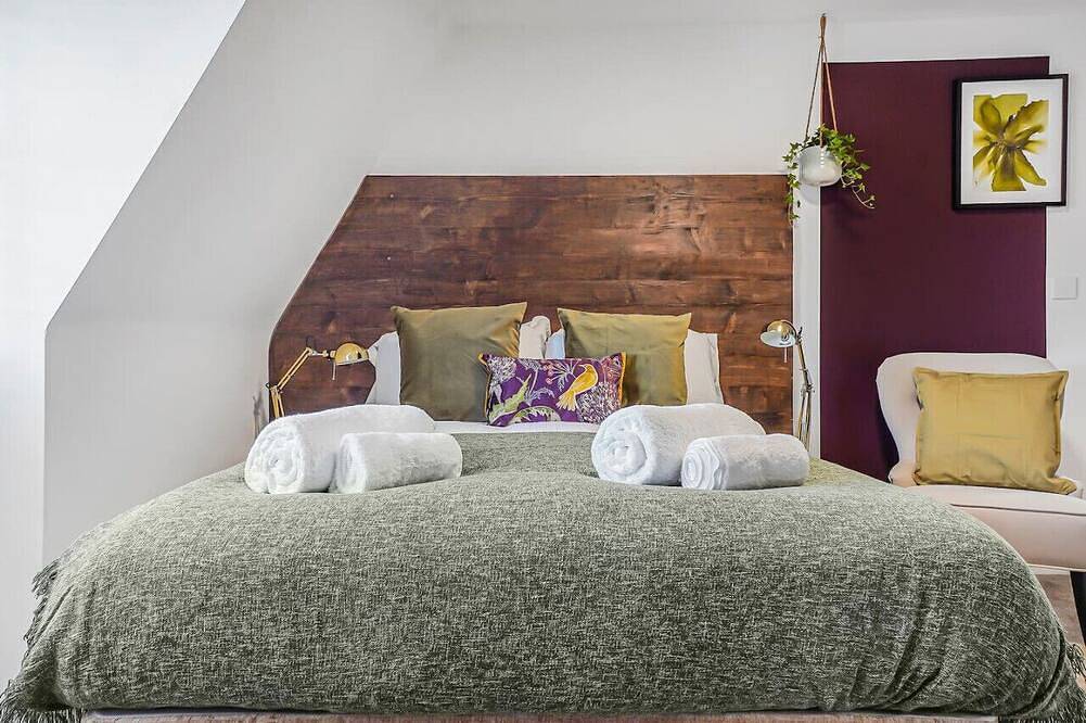 Entire apartment, Eco Aparthotel - Heights Studio in Folkestone, Kent