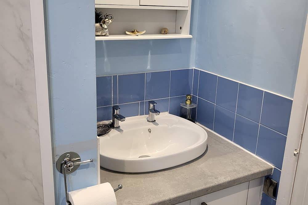 Chalet by the sea,Chapel st leonards,  linconshire  2 min walk to beach in Chapel St. Leonards, Lincolnshire