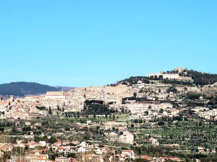 Villa per 15 persone, con piscina e giardino a Cortona