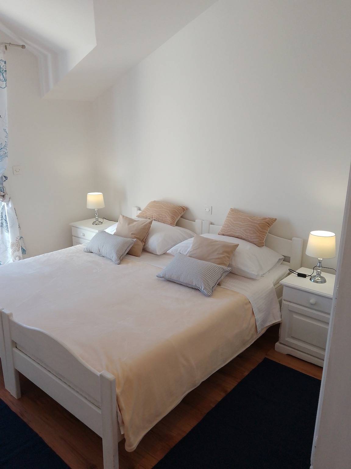 Ganze Wohnung, Ferienwohnung für 2 Personen mit Balkon in Mljet