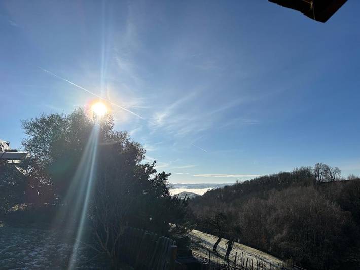 Location de vacances pour 6 personnes, avec jardin et vue, animaux acceptés à Junhac - 3