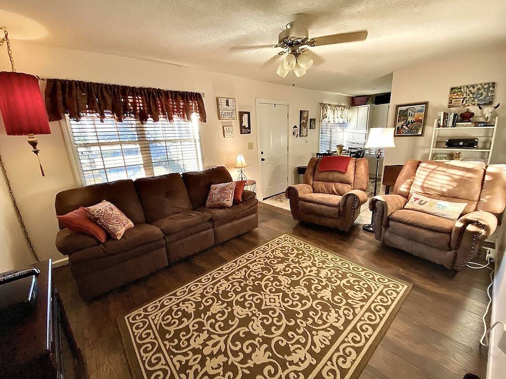 Ganze Wohnung, Oxford Town-Close to Campus and Walking Trails-New Furniture! in Oxford (MS), Lafayette County