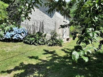Gîte pour 4 personnes, avec vue et jardin à Soulan