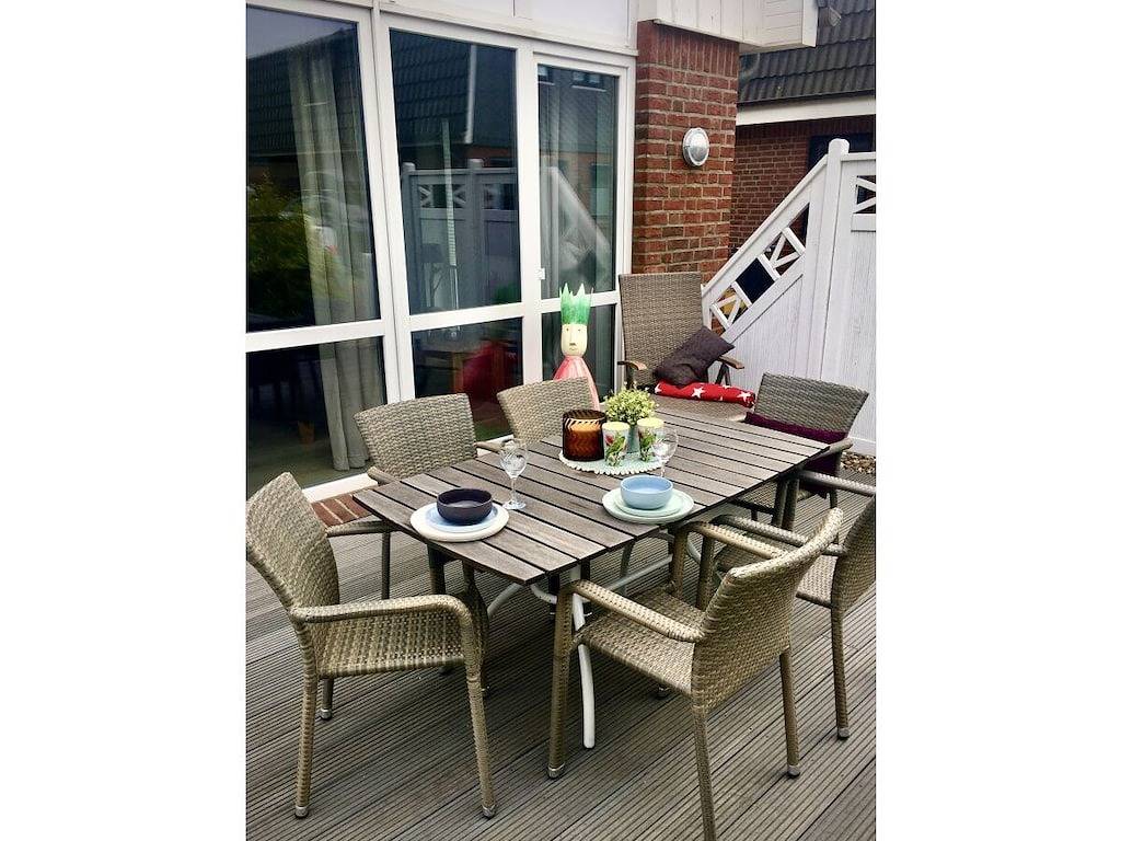 Ferienhaus in Cuxhaven mit Schwimmbecken in Fkk Strand Duhnen, Cuxhaven