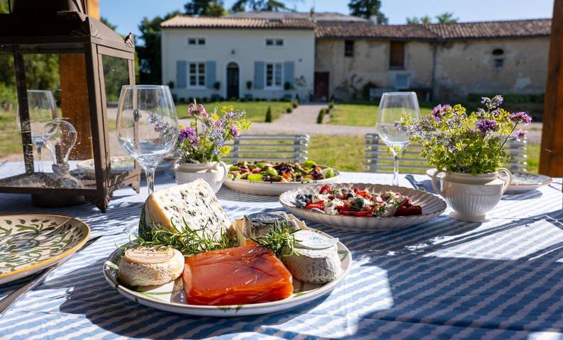 Gîte pour 6 personnes, avec Terrasse ainsi que Jardin et Piscine à Puylaurens - 4