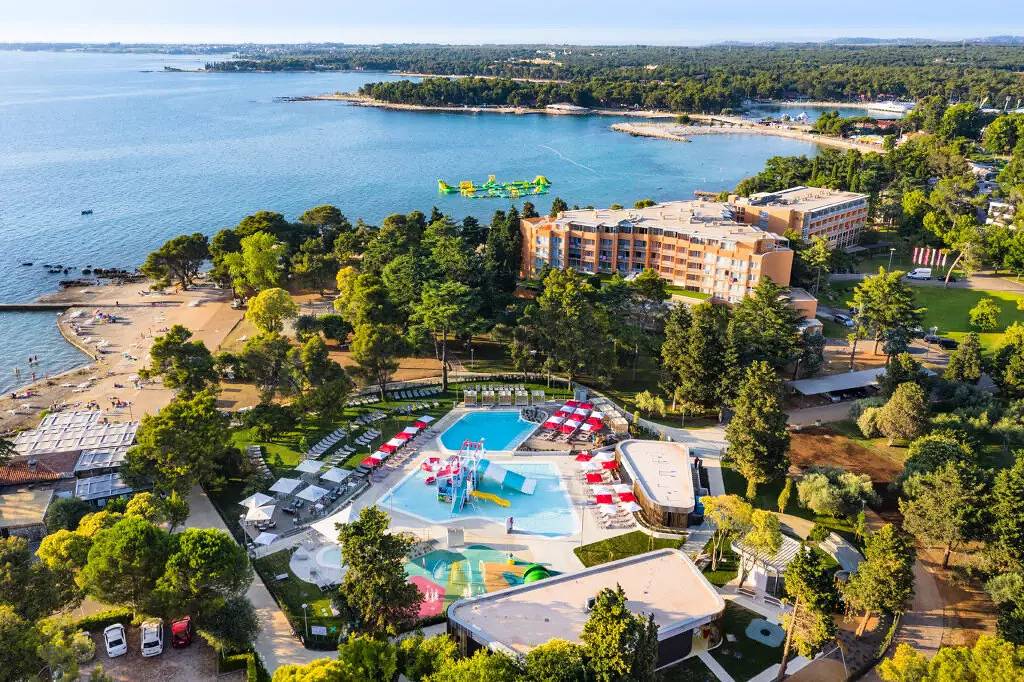 Chambre classique 2 personnes - Côté parc in Umago, Umago e dintorni