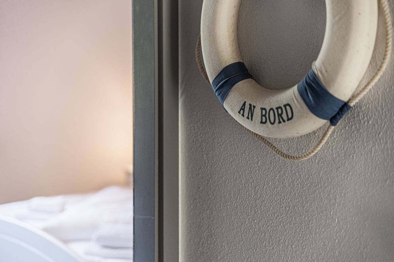 Ganze Wohnung, Ferienwohnung 'Meeresrauschen' – komfortabel und zentral in Pellworm, Nordseeküste