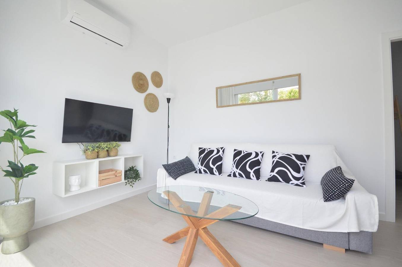 Casa de vacaciones 'Casa Turquesa' con piscina privada, Wi-Fi y aire acondicionado in Conil de la Frontera, Costa de la Luz