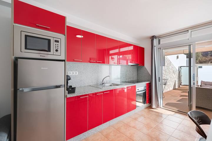 Ganzes Studio, Ferienstudio 'Vv Timón' mit Bergblick, Wlan und Klimaanlage in Puerto de Mogan, Mogán