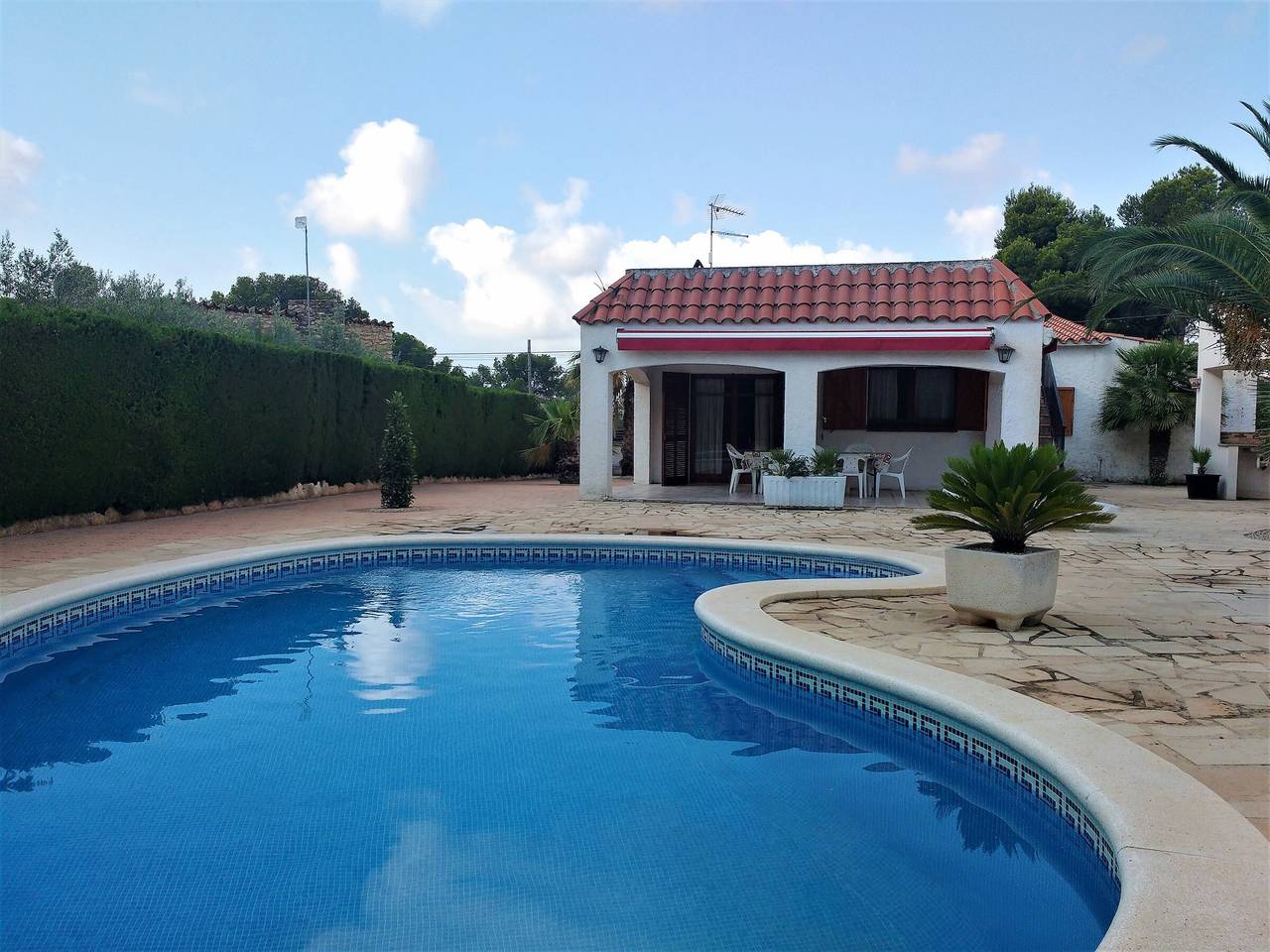 Villa in Ametlla de Mar mit privatem Pool, Parkplatz und Wlan für 8 Personen in Les Tres Cales, Terres de l'Ebre