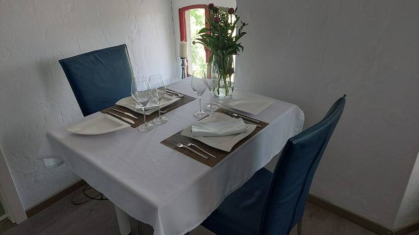 Ganze Ferienwohnung, Moderners Apartment am Hauptbahnhof in Minden in Rechtes Weserufer, Minden