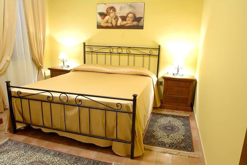 Villa Umbria: Piscina privata, 16 posti, Ristrutturata 2025, Roma e Orvieto a 1h in Stroncone, Provincia di Terni