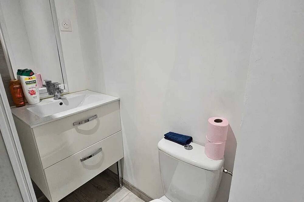 Entire apartment, Homerez - Apartment in Montluçon in Montluçon, Montluçon region