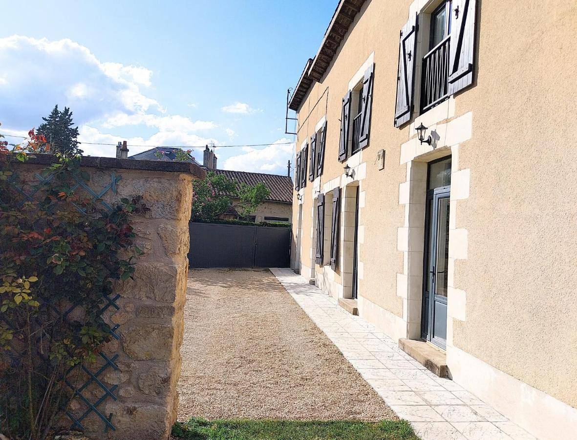 Appartement entier, La Villa Matours in Buxerolles, Vienne (France)