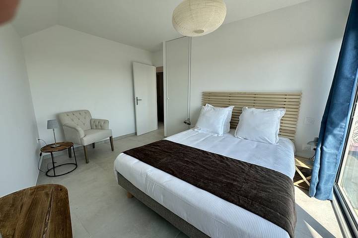 Location de vacances pour 4 personnes, avec jacuzzi ainsi que jardin et balcon à Tardinghen - 3