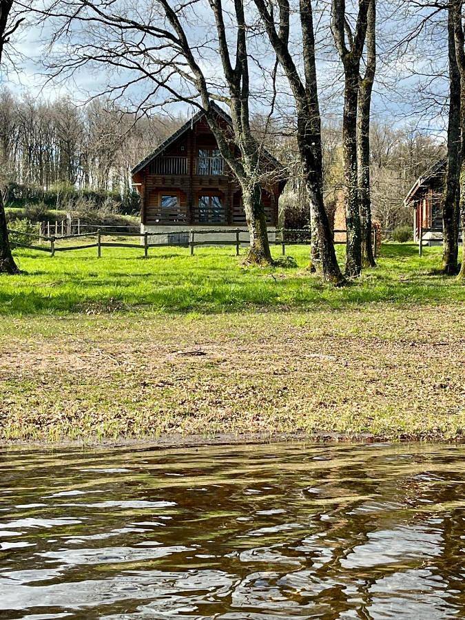Chalet pour 4 personnes, avec vue sur le lac ainsi que jardin et vue dans le Parc naturel régional du Morvan - 2