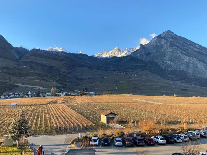 Gîte pour 8 personnes, avec vue et balcon à Saillon - 2