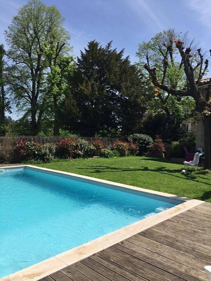 Location de vacances pour 2 personnes, avec jardin ainsi que vue et piscine, animaux acceptés à Saint-Didier-au-Mont-d'Or - 2
