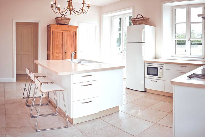 Gîte pour 10 personnes, avec piscine à Divajeu - 4