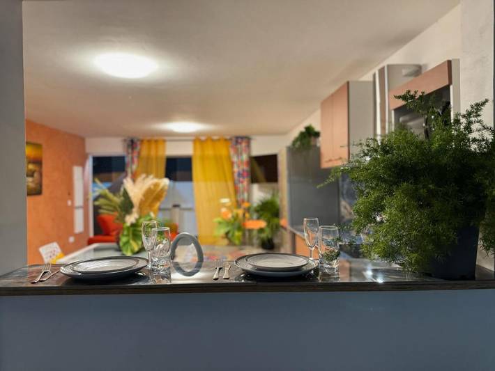 Location de vacances pour 5 personnes, avec jardin et vue dans Plage des Raisins Clairs - 3