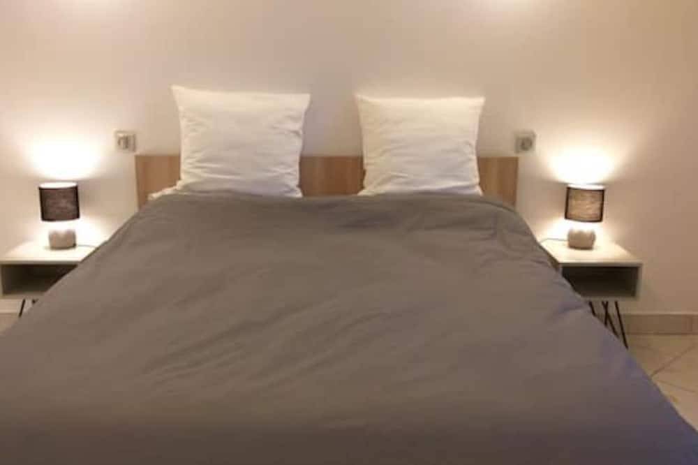 Apartamento entero, La Dépendance du Château de Triviers in Challes-les-Eaux, Chambéry region