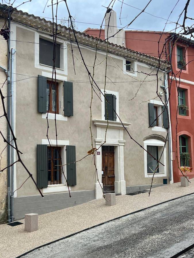 Location de vacances pour 9 personnes, avec vue et terrasse, animaux acceptés à Villedieu - 2