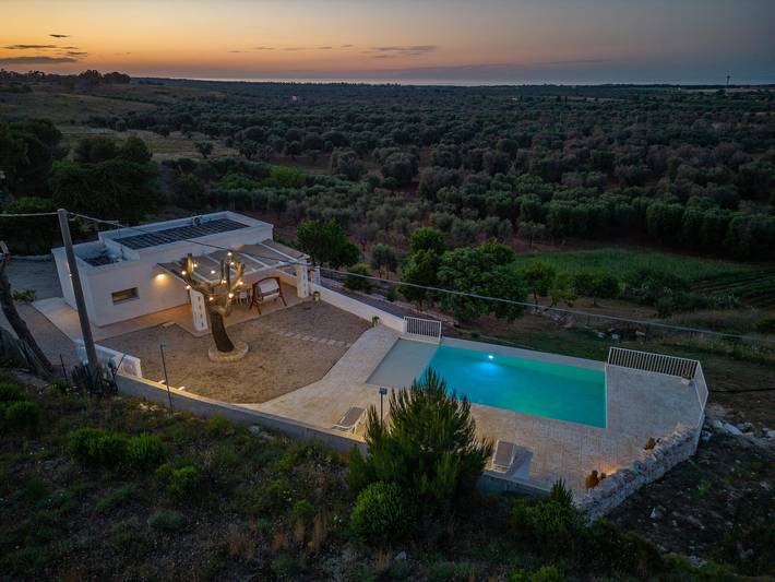 Location de vacances pour 6 personnes, avec Balcon et Terrasse ainsi que Jacuzzi et Jardin à Carovigno - 3