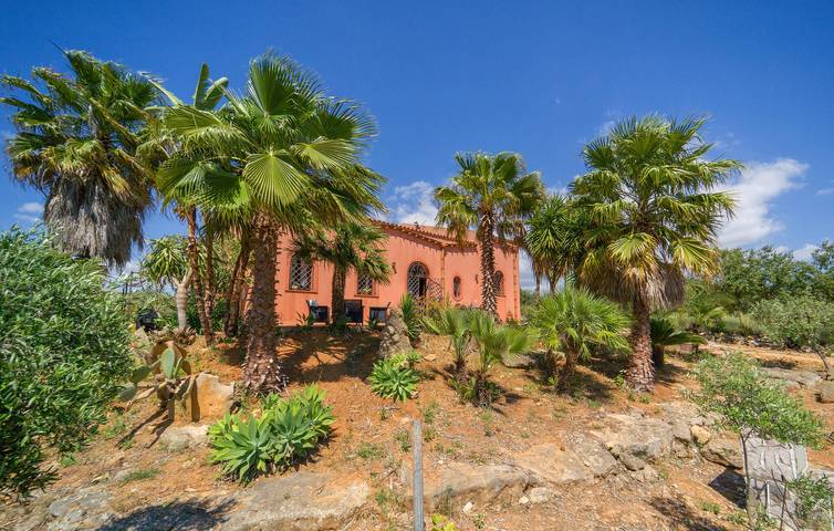 Holiday home for 6 people, with pool and garden - 1