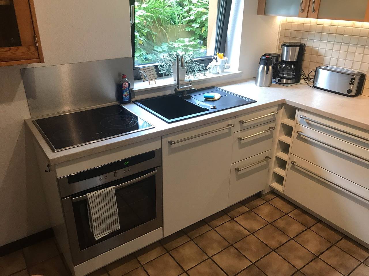 Ganze Wohnung, Ferienwohnung 'Stork' mit Gemeinschaftsgarten in Körbecke, Möhnesee