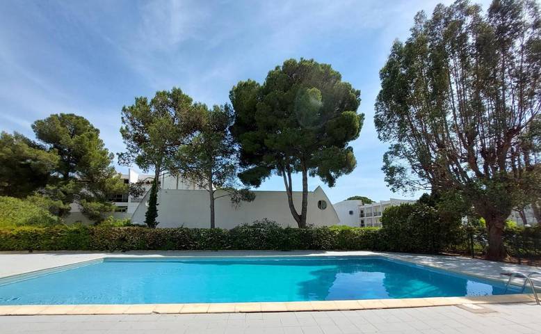 Appartement de vacances pour 5 personnes, avec vue ainsi que terrasse et piscine, animaux acceptés