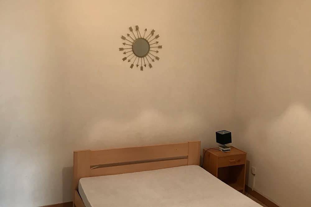 Entire apartment, Cozy apartment downtown in Millau, Parc naturel régional des Grands Causses