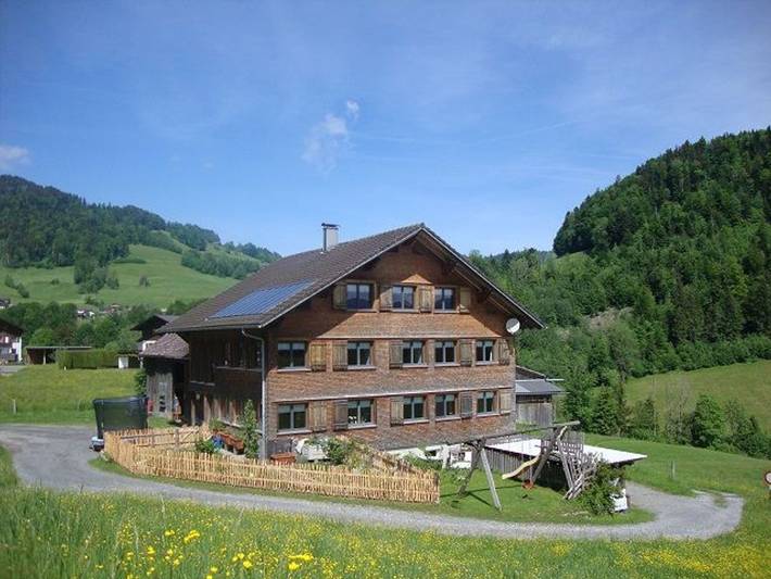 Ferienwohnung für 6 Personen, mit Garten und Ausblick im Bregenzerwald