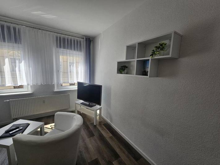 Ferienwohnung für 6 Personen, mit Terrasse am Zwenkauer See - 4