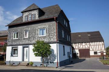 Bauernhof für 6 Personen, mit Terrasse im Hunsrück